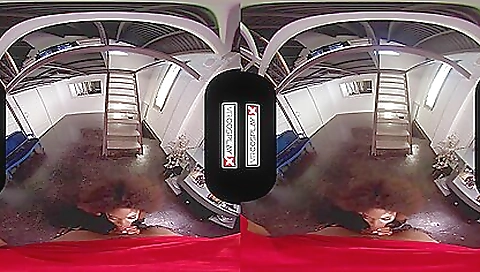 Sexy blonde 18+ luna corazon getting stuck in a vr porn scene