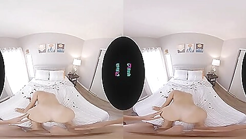 Blonde gets a blowjob and cumshot from vr porn video