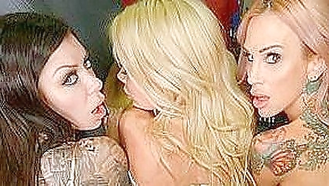 Hot group porn with the hottest women of the world and a pornstar